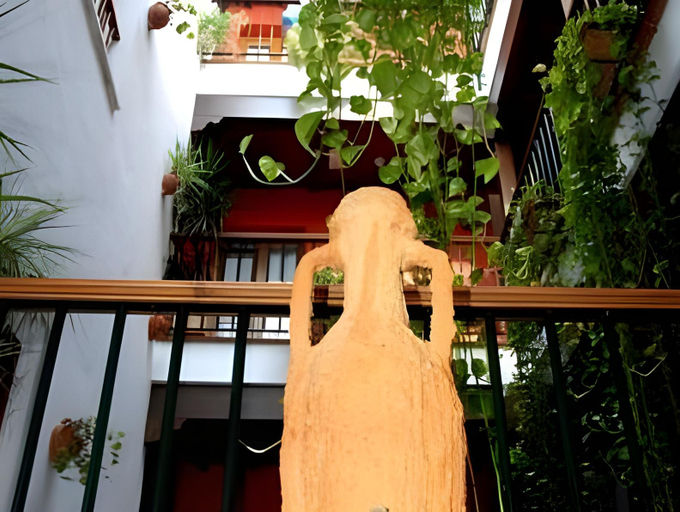 Others 5, Hostal Al-Andalus, Cádiz