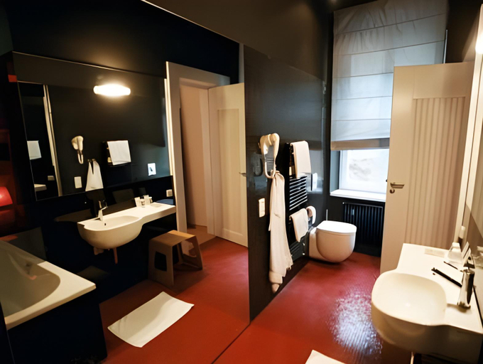 Bathroom 4, Hotel Payer, Teplice