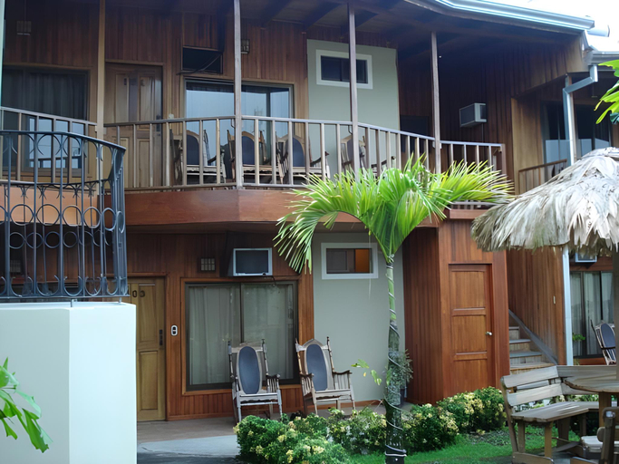 Exterior & Views 2, Arenal Hostel Resort, San Carlos