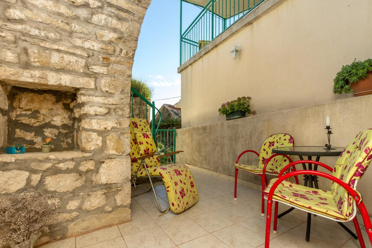 Others 2, Renovated Old Stone House, Omiš