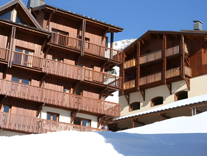 Others 5, Chalet des Neiges Hermine, Savoie
