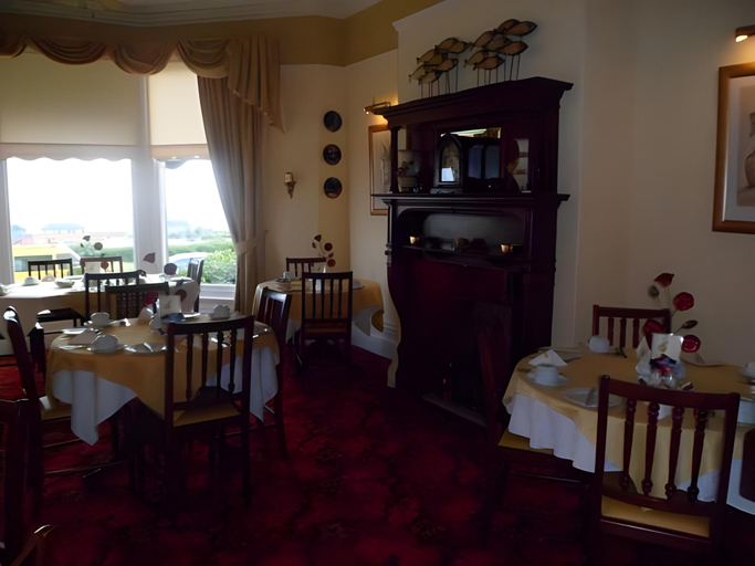 Food & Drinks 4, Savoy, Lancashire