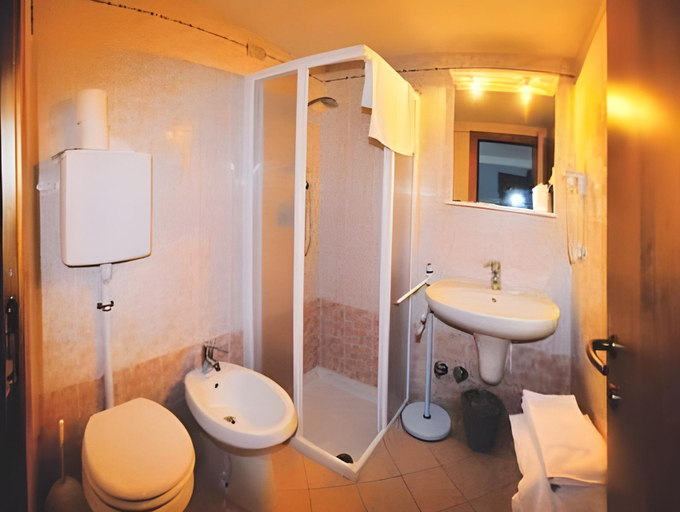 Bathroom 3, Al Sole Mountain Chic, Trento