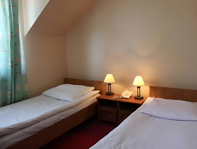 Bedroom 2, Hotel Zajazd Polonez, Jarosław