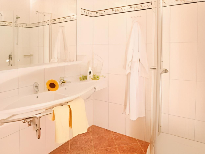 Bathroom, Hotel Taxerhof, Sankt Johann im Pongau