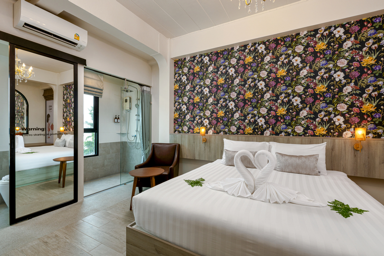 Bedroom 6