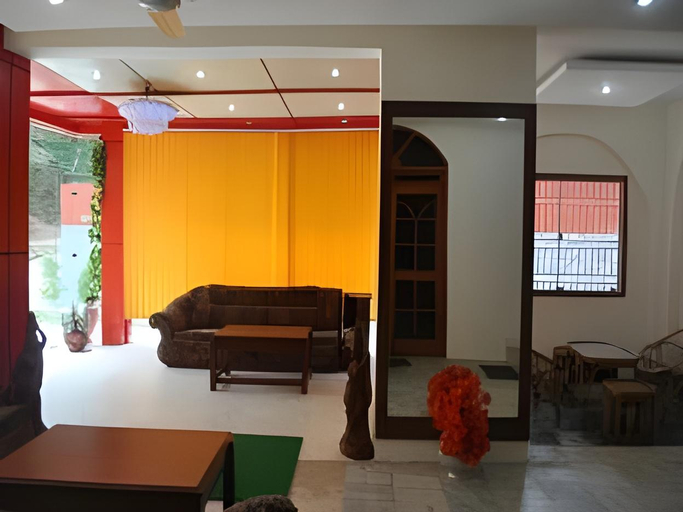 Public Area 2, Hotel Ravine, Kangra