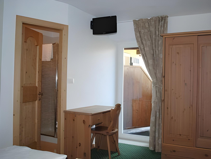 Bedroom 2, Al Sole Mountain Chic, Trento