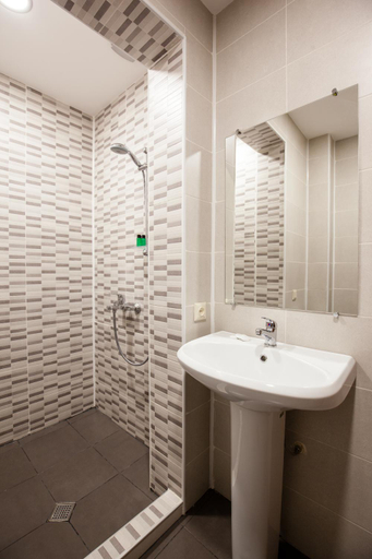 Bathroom 3, Hotel Almi, Akhaltsikhe