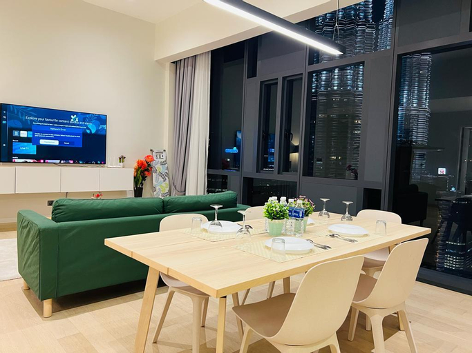 Dining Room 7