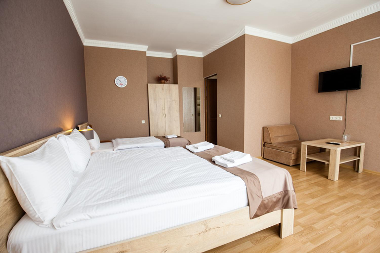 Bedroom 2, Hotel Almi, Akhaltsikhe
