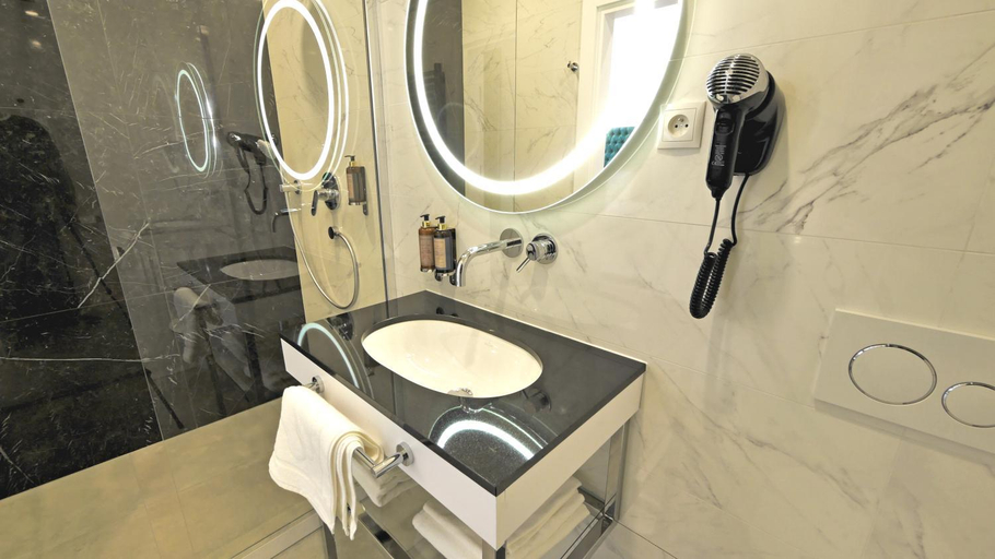 Bathroom 4, SZEWSKA 22 BOUTIQUE, Kraków City
