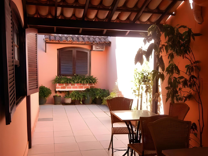 Others 3, Pousada L'etage, Armação dos Búzios