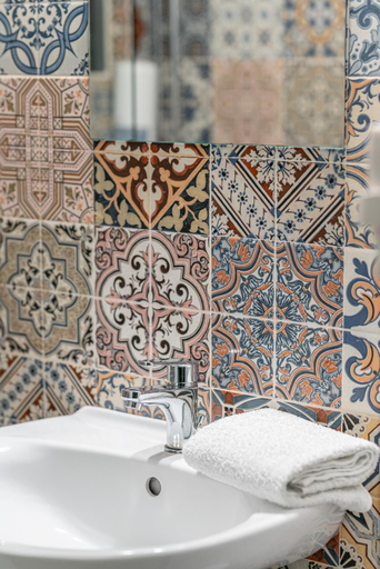 Bathroom 4, Hotel Ledra, North Aegean