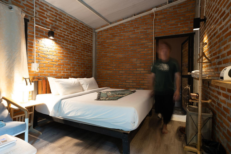 Bedroom 12