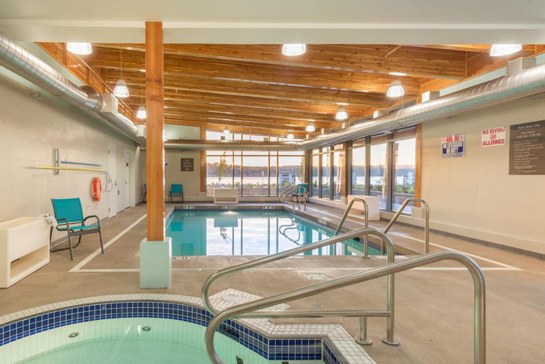 Sport & Beauty 2, Comfort Inn & Suites, Comox-Strathcona