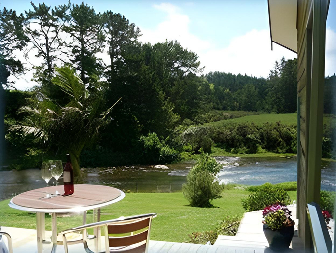 Others 3, Te Awa Lodge, Far North