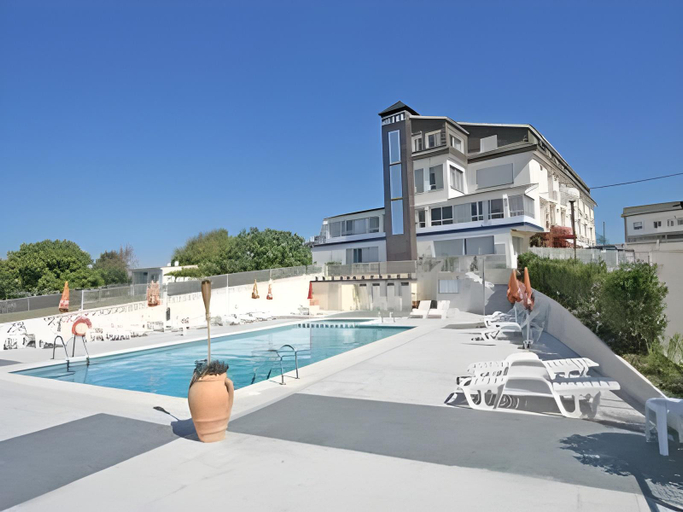 Others 5, Hotel Marola, Pontevedra