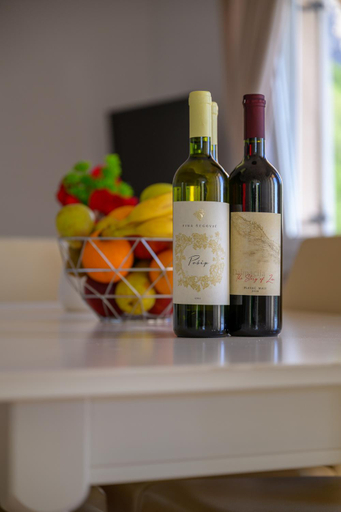 Food & Drinks 5, Family Villa Atlantis & more, Senj