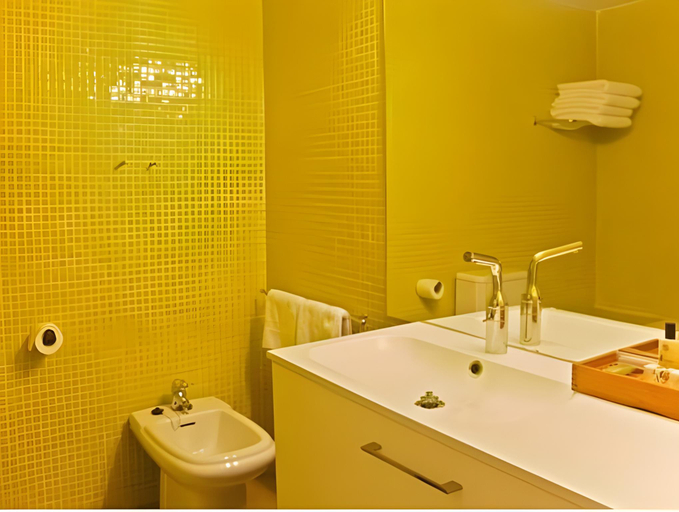 Bathroom 4, Hotel El Babú, Asturias
