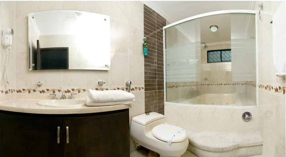 Bathroom 4, Hotel Palmera Real, Bucaramanga