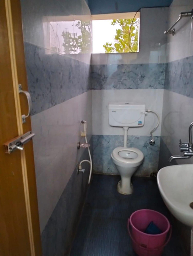 Bathroom, Goroomgo Shivansh Guest House, Khordha
