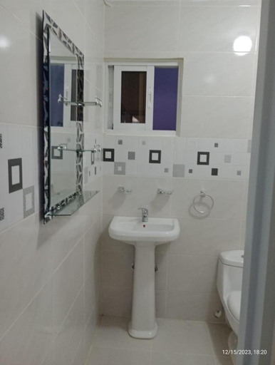 Bathroom 2, Residencial Estephany, Sosua