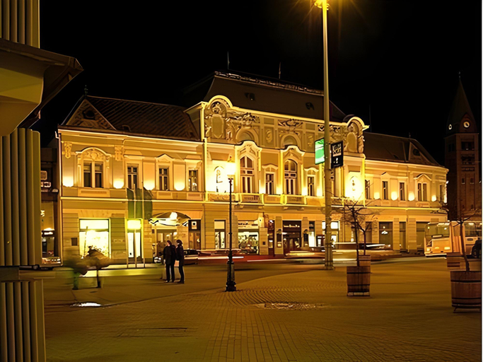 Others 5, Korona Hotel, Nyíregyháza