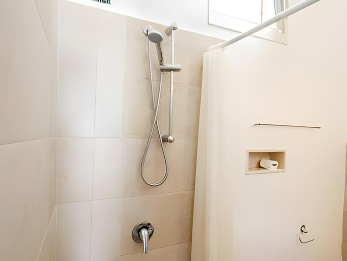Bathroom 2, Casa Del Sole, Matera