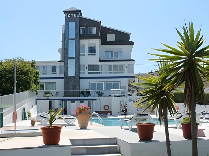 Others 3, Hotel Marola, Pontevedra