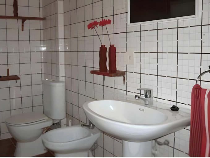 Bathroom 4, Apartamentos Bon Repos, Barcelona