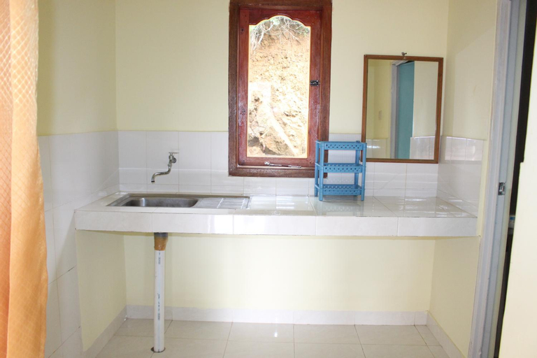 Bathroom 7