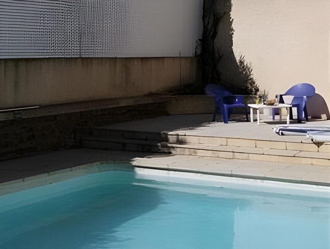 Sport & Beauty 5, Hotel l'Aragon a 50m de la cite de Carcassonne, Aude