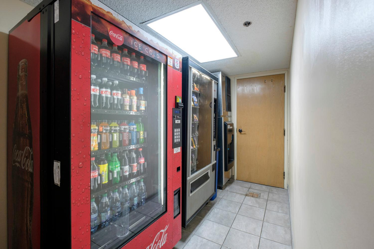 Food & Drinks 4, Red Roof PLUS+ Palm Coast, Flagler