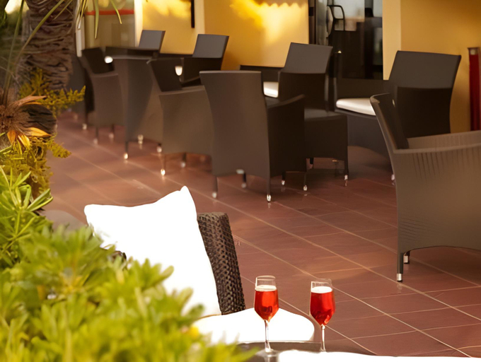 Food & Drinks 5, Hotel Florida, Teramo