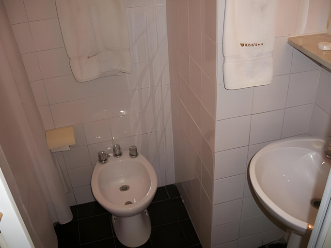 Bathroom 4, King's Hotel, Distrito Federal