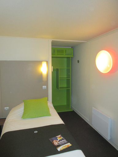 Bedroom 15