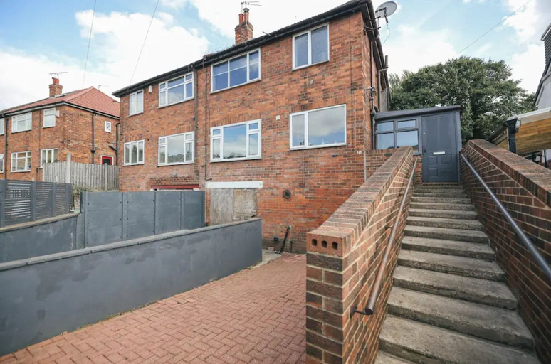 Exterior & Views, Frankys Place Residence in Leeds, Leeds