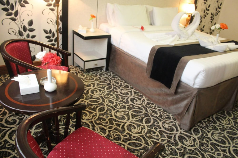 Bedroom 2, Zowar Alalami Hotel, Al Madinah Al Munawwarah