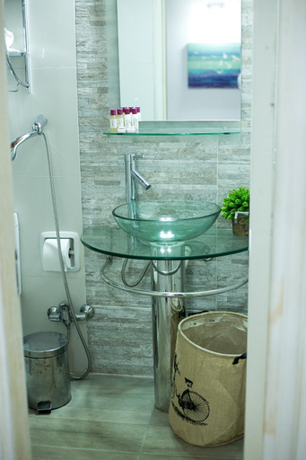 Bathroom 3, Beulah Hotel Boutique, Asunción