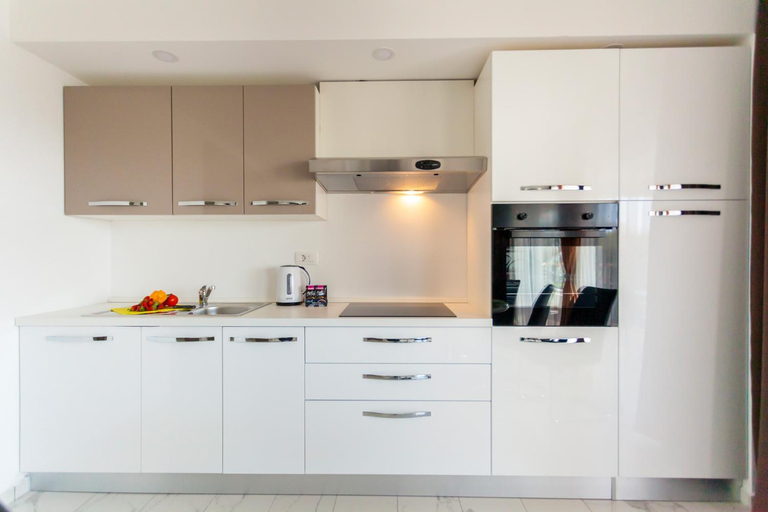Kitchen 2, Apartments Kudec by El-Pi Tours, Malinska-Dubašnica