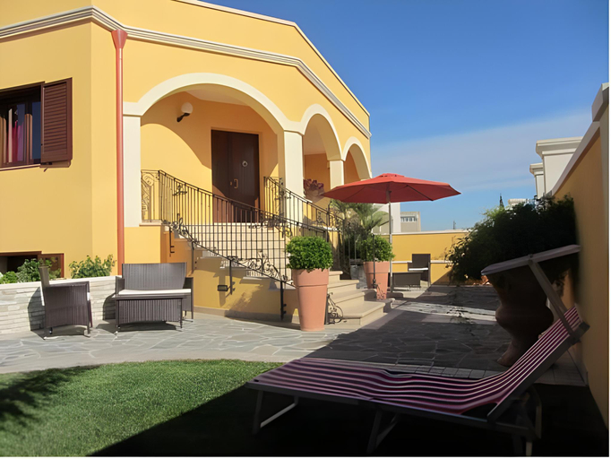 Others 4, Vignali Residence, Lecce