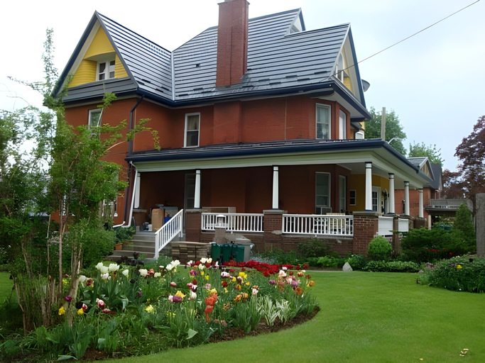 Others 5, A Moment in Time Bed and Breakfast, Niagara