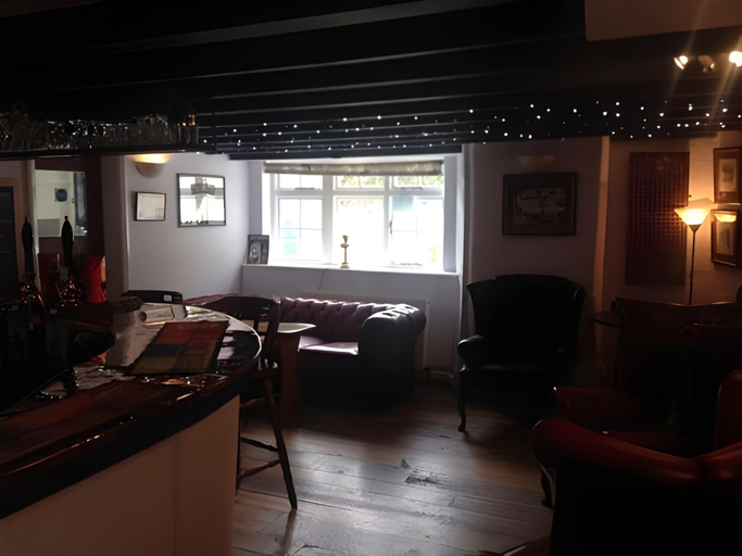 Others 2, Safe Harbour Inn, Cornwall