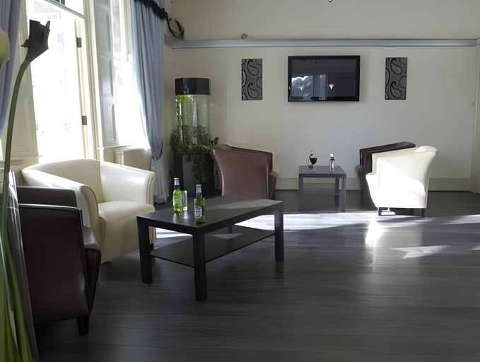 Public Area 3, Dimple Well Lodge Hotel, Wakefield