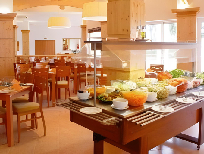 Food & Drinks 4, Club House CVL, Lagos