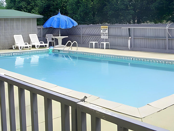 Swimming pool, Riverfront Lodge Burkesville, Cumberland