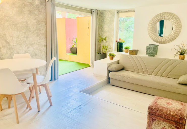 Others 5, Panoramic Apartments Sitges, Barcelona