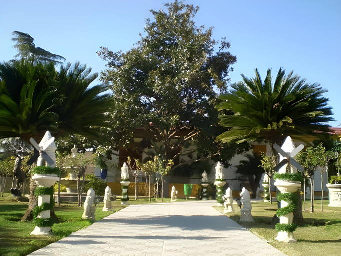 Others 5, Hotel Gines, Sevilla