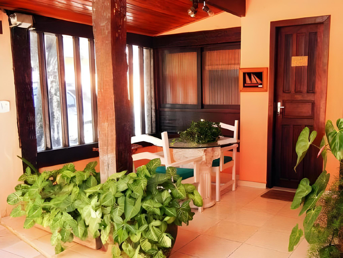 Others 2, Pousada L'etage, Armação dos Búzios